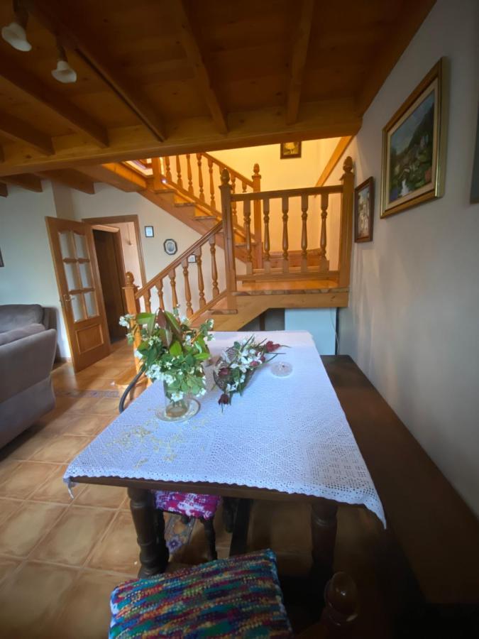 Casa Luisa Biedes, Pilona Villa Infiesto Eksteriør billede